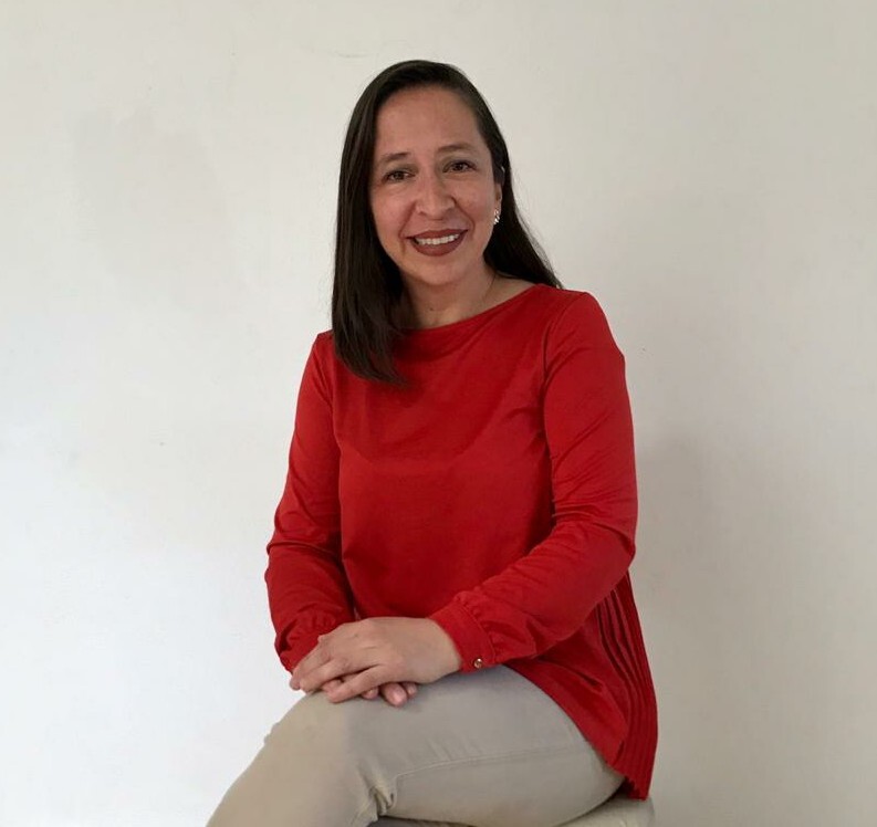 Maria Bravo Vega, Ing. en Sistemas Computacionales, Certificada como PMP desde 2013